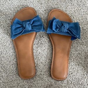 Denim cloth sandals